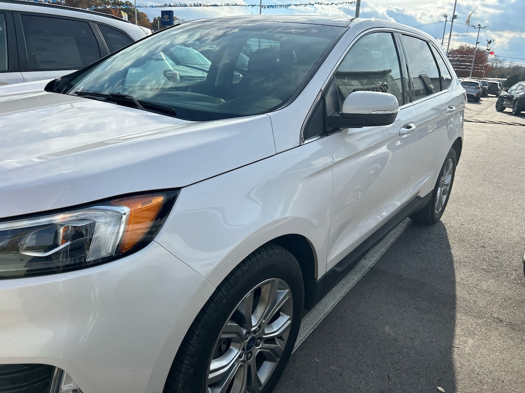 Used 2019 Ford Edge Titanium SUV