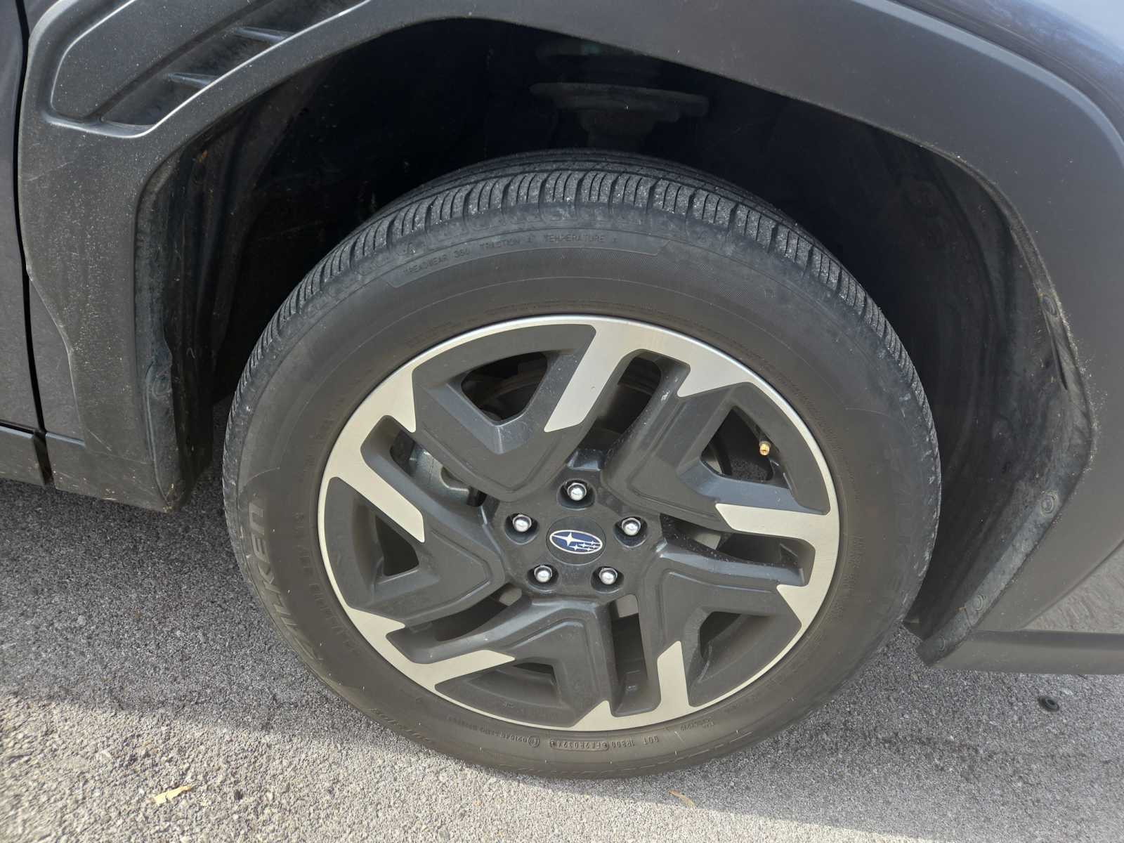 2025 Subaru Forester Limited photo 2