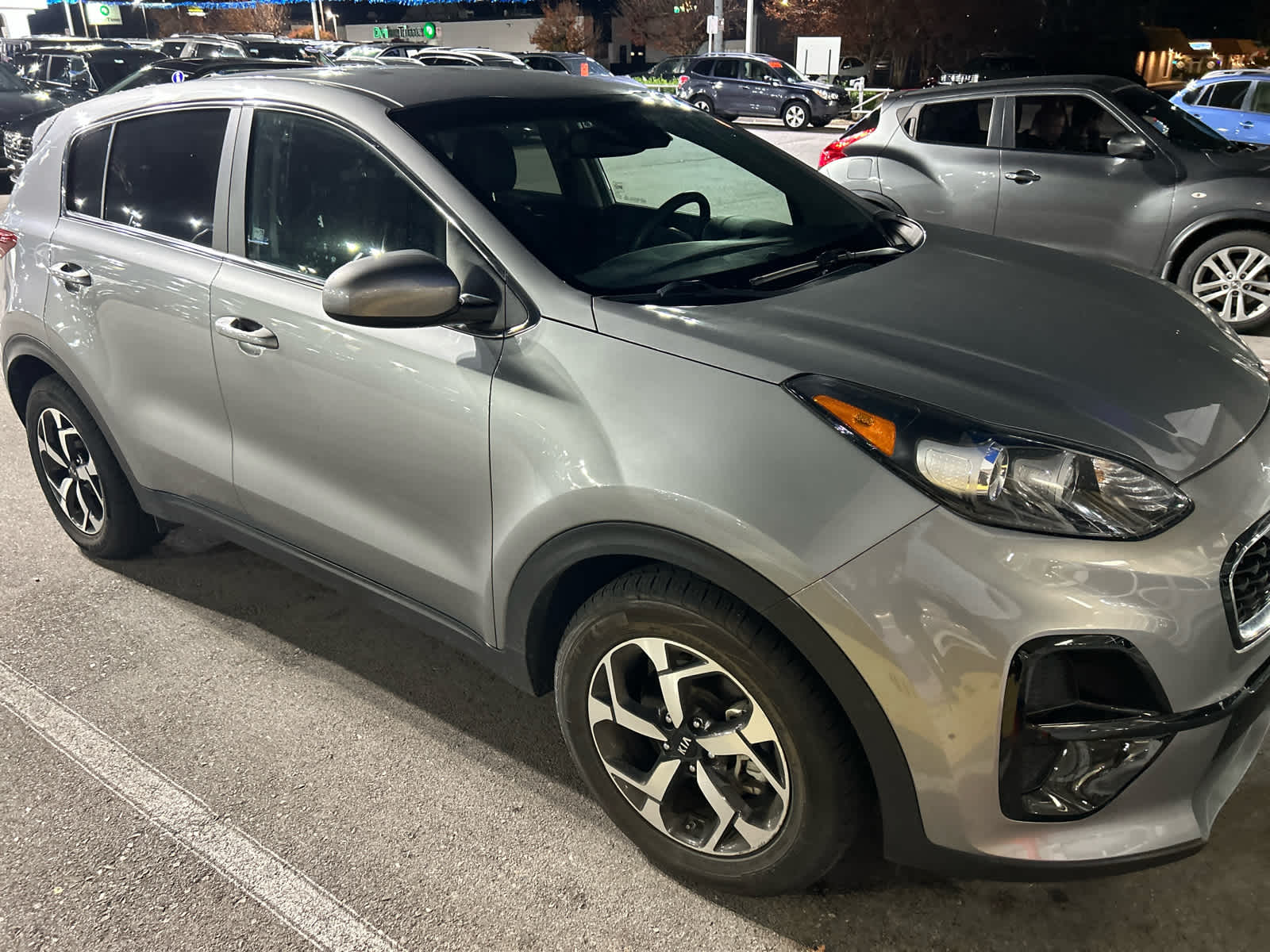 2021 Kia Sportage LX photo 2