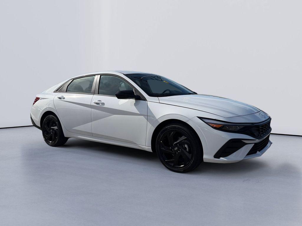 New 2026 Hyundai Elantra Hybrid SEL Sport