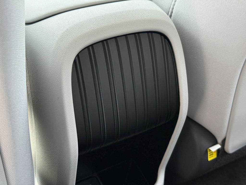 2025 Hyundai Kona EV SE - Photo 27