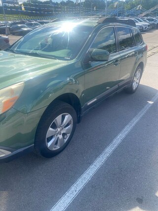 Used 2011 Subaru Outback 2.5i SUV for sale in Knoxville, TN