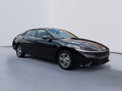 2026 Hyundai Elantra SE Sedan