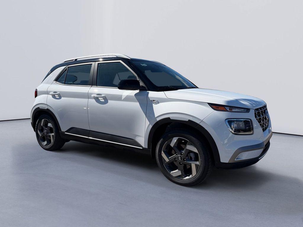 New 2026 Hyundai Venue SEL w/Two-Tone Roof