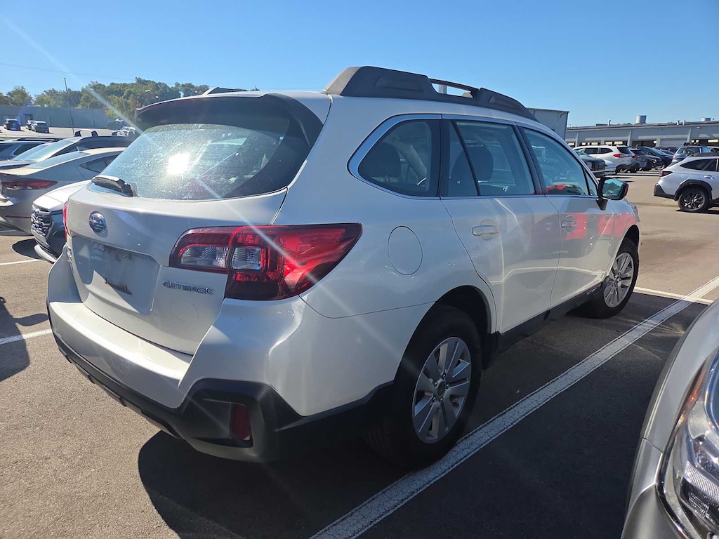 Used 2018 Subaru Outback 2.5i SUV