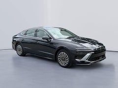 2025 Hyundai Sonata Hybrid Limited Sedan