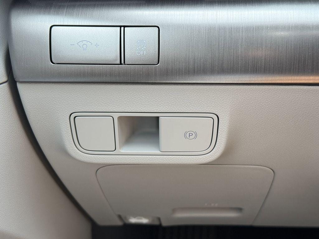 2025 Hyundai Kona EV SE - Photo 26
