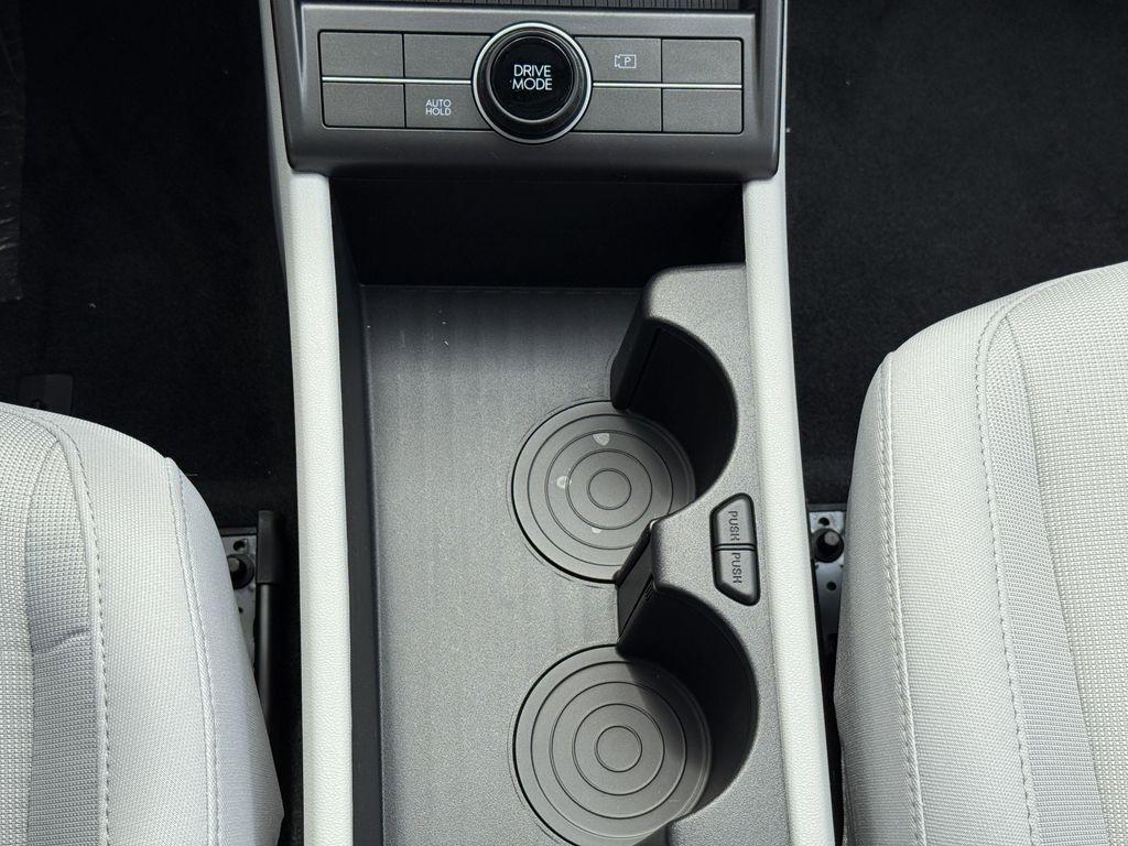 2025 Hyundai Kona EV SE - Photo 21