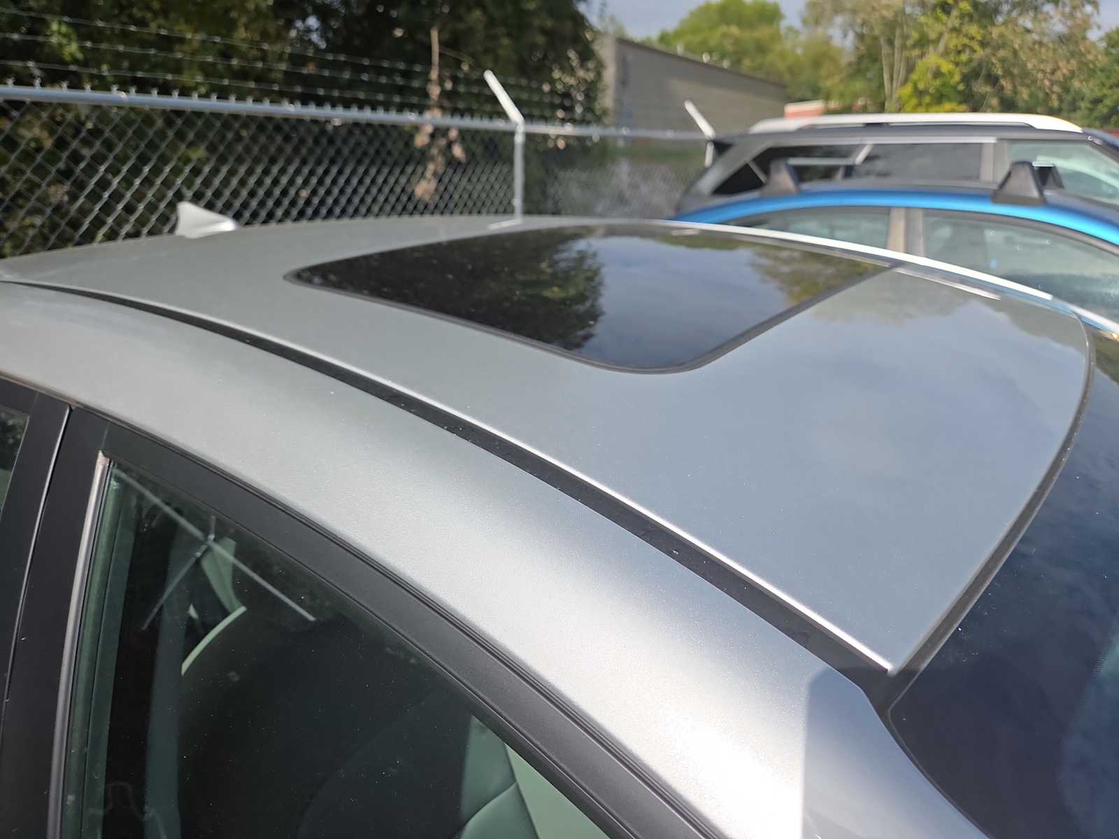 2018 Hyundai Elantra Value Edition photo 2
