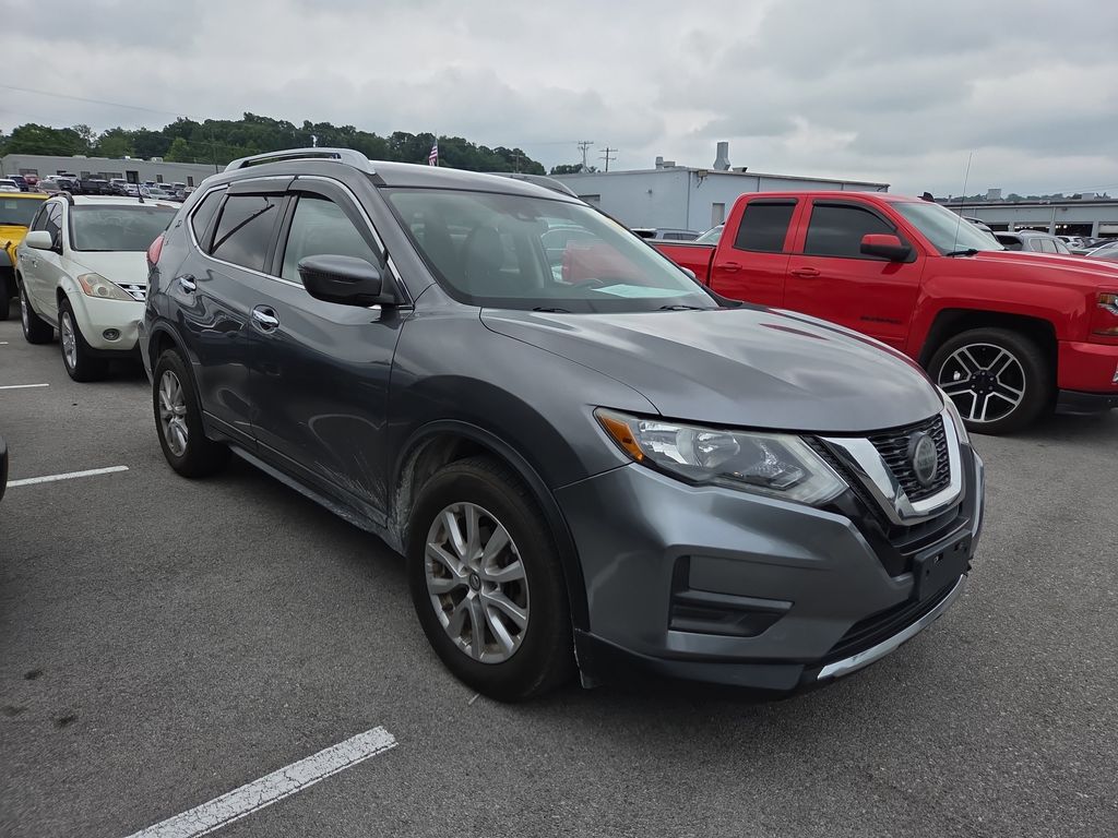 2019 Nissan Rogue SV FWD's photo