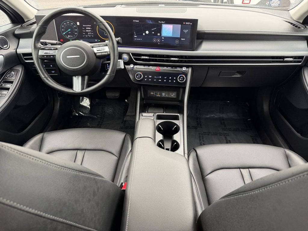2025 Hyundai Sonata Hybrid Limited - Photo 12