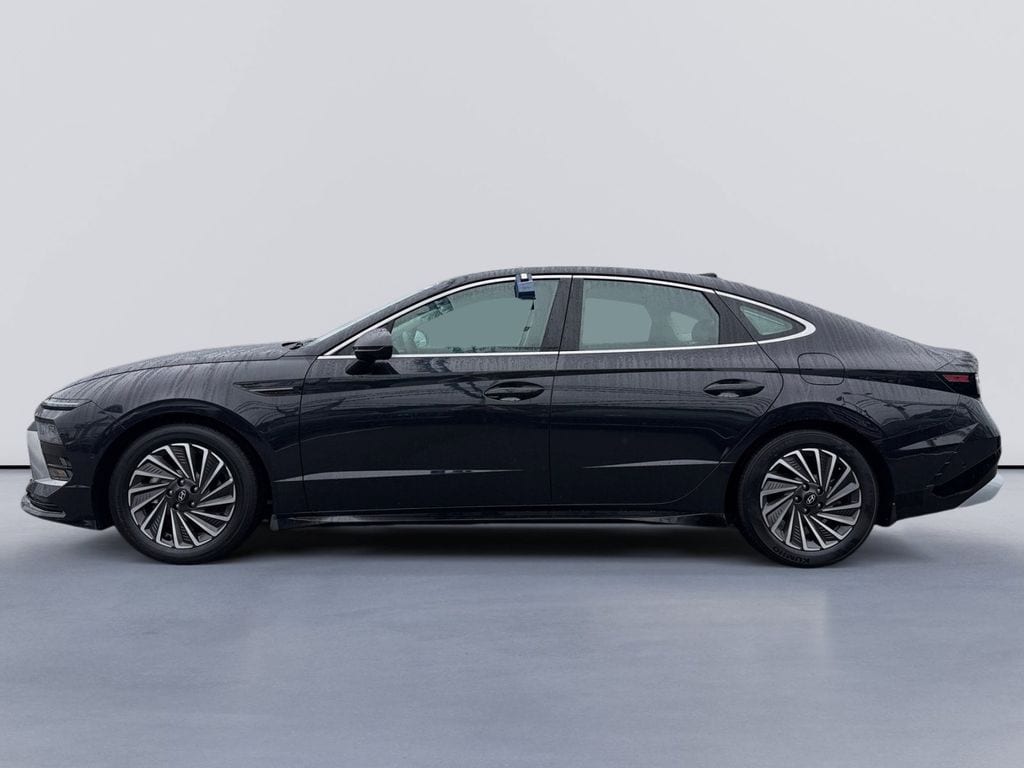 2025 Hyundai Sonata Hybrid Limited - Photo 6