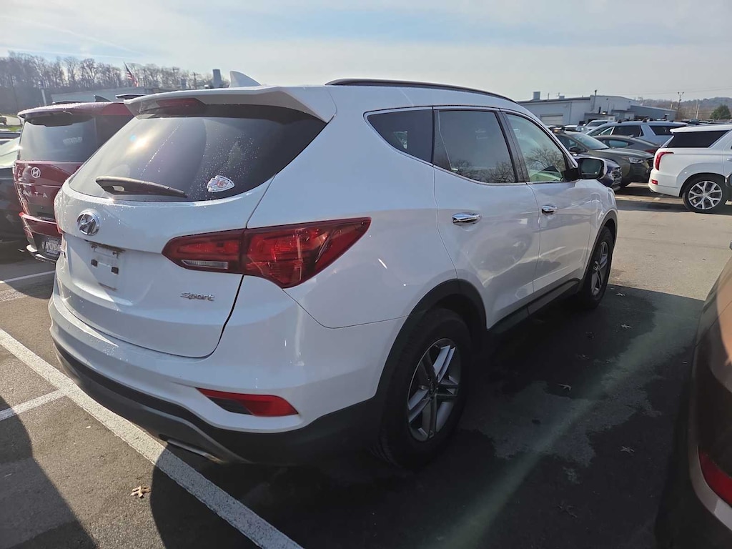 Used 2017 Hyundai Santa Fe Sport 2.4L SUV
