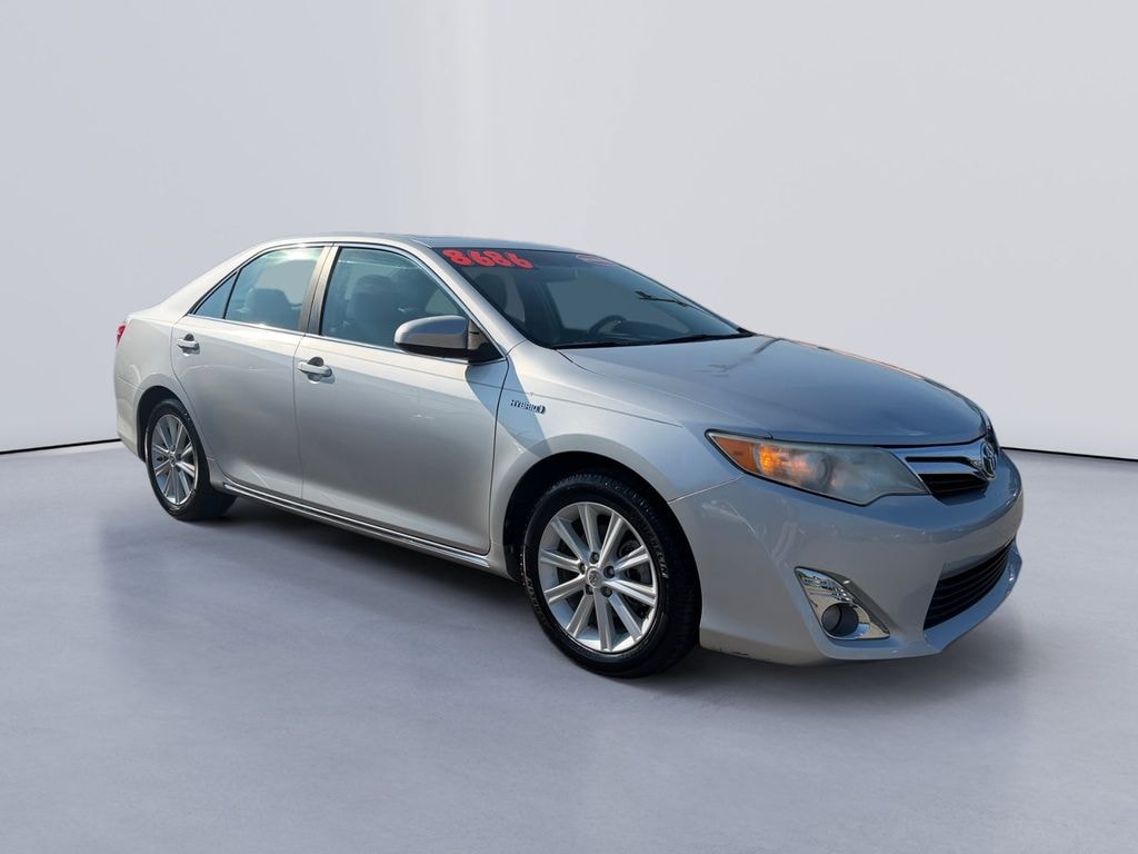 Used 2012 Toyota Camry Hybrid XLE Sedan