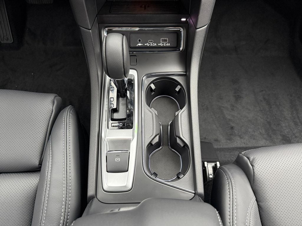 2026 Subaru Ascent Limited - Photo 15