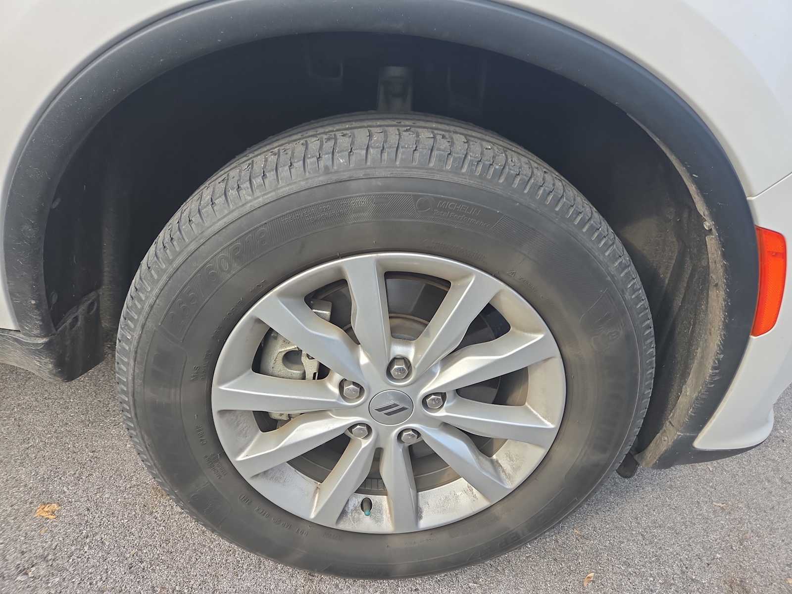 2021 Dodge Durango SXT Plus photo 2
