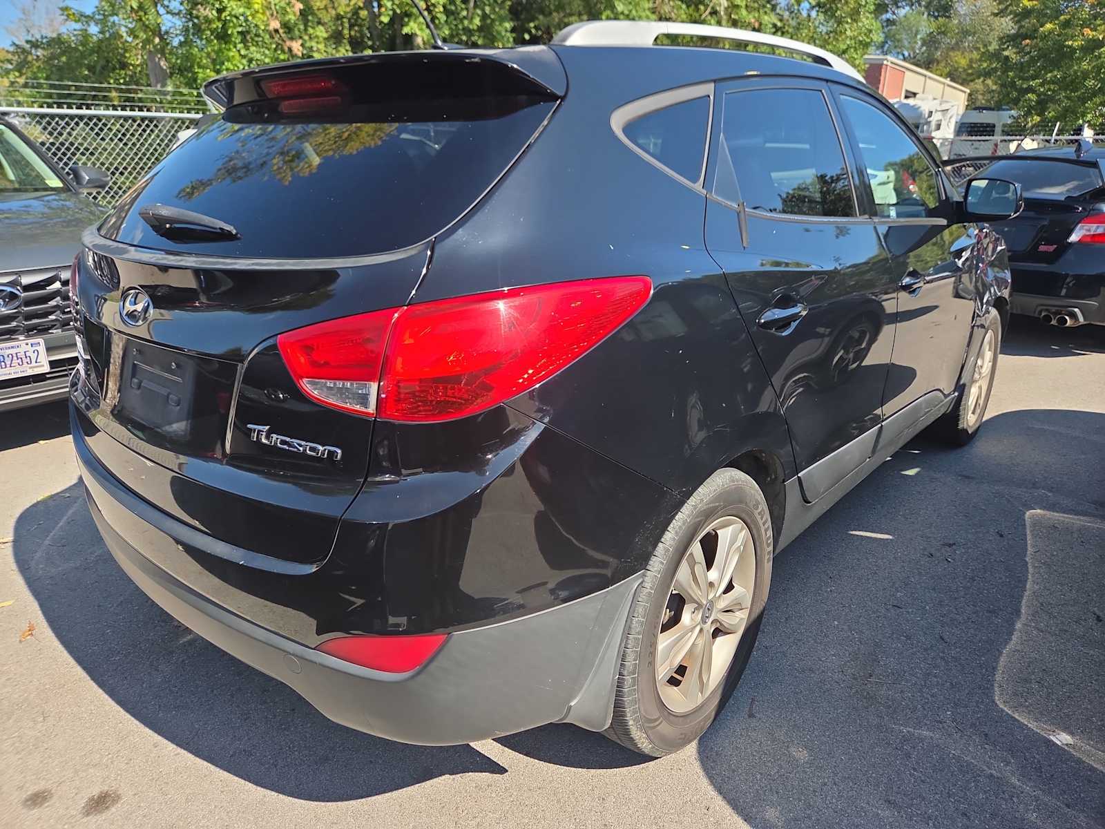 2011 Hyundai Tucson GLS photo 2
