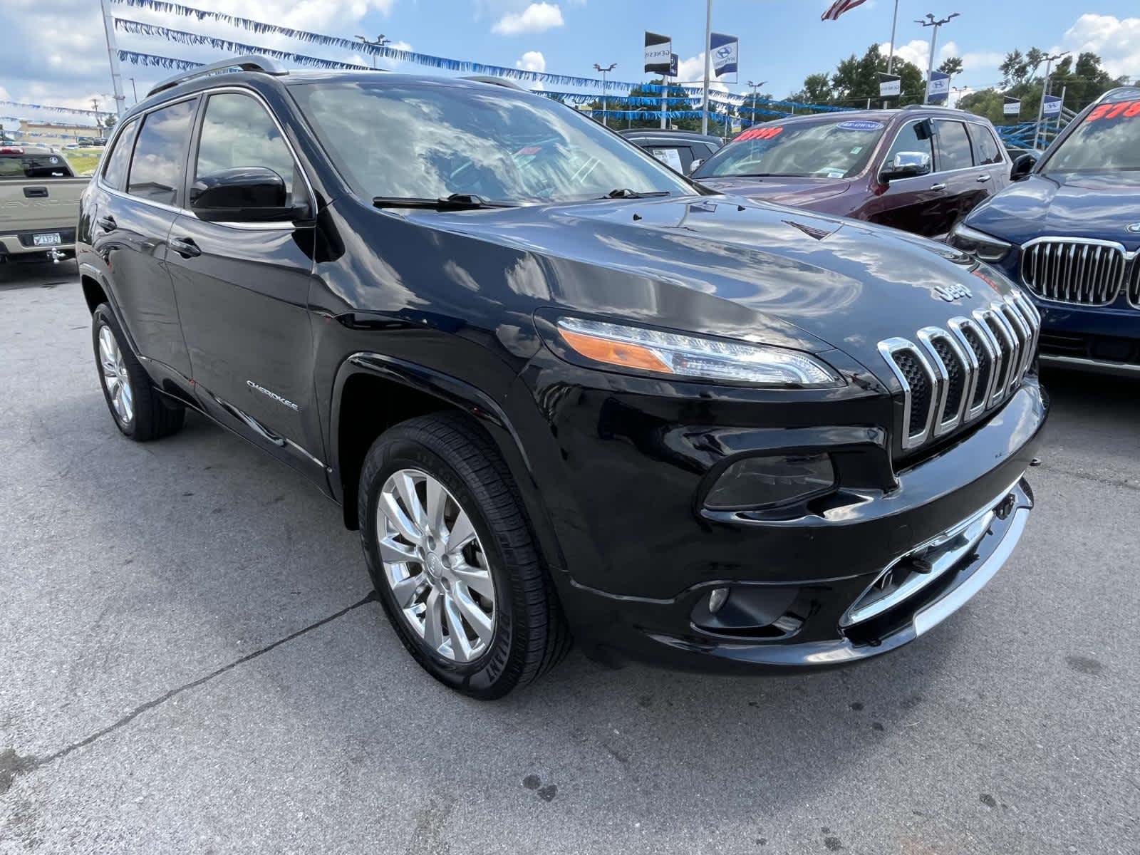 Used 2018 Jeep Cherokee Overland with VIN 1C4PJMJX6JD613006 for sale in Knoxville, TN