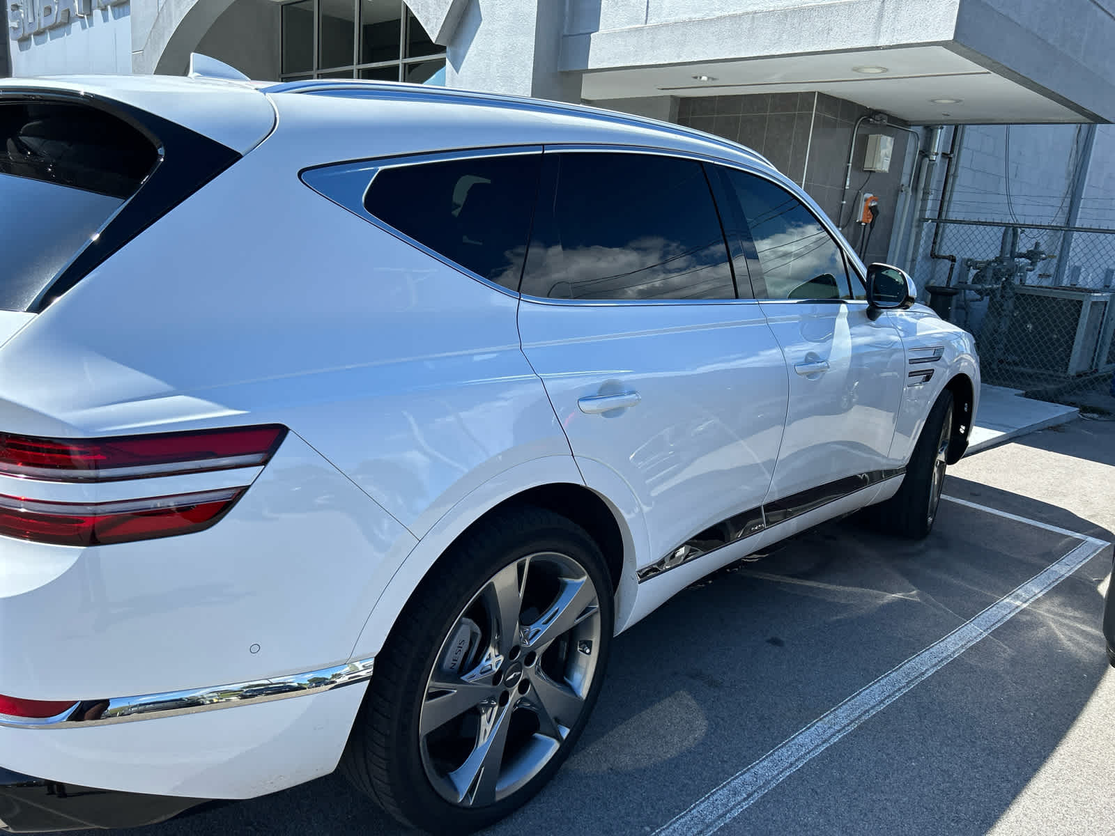 2023 Genesis GV80 3.5T photo 2