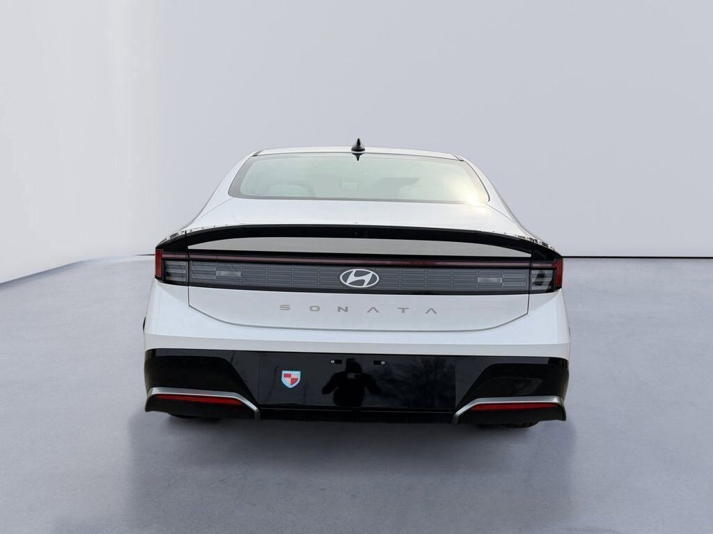 Used 2025 Hyundai Sonata SEL Sedan