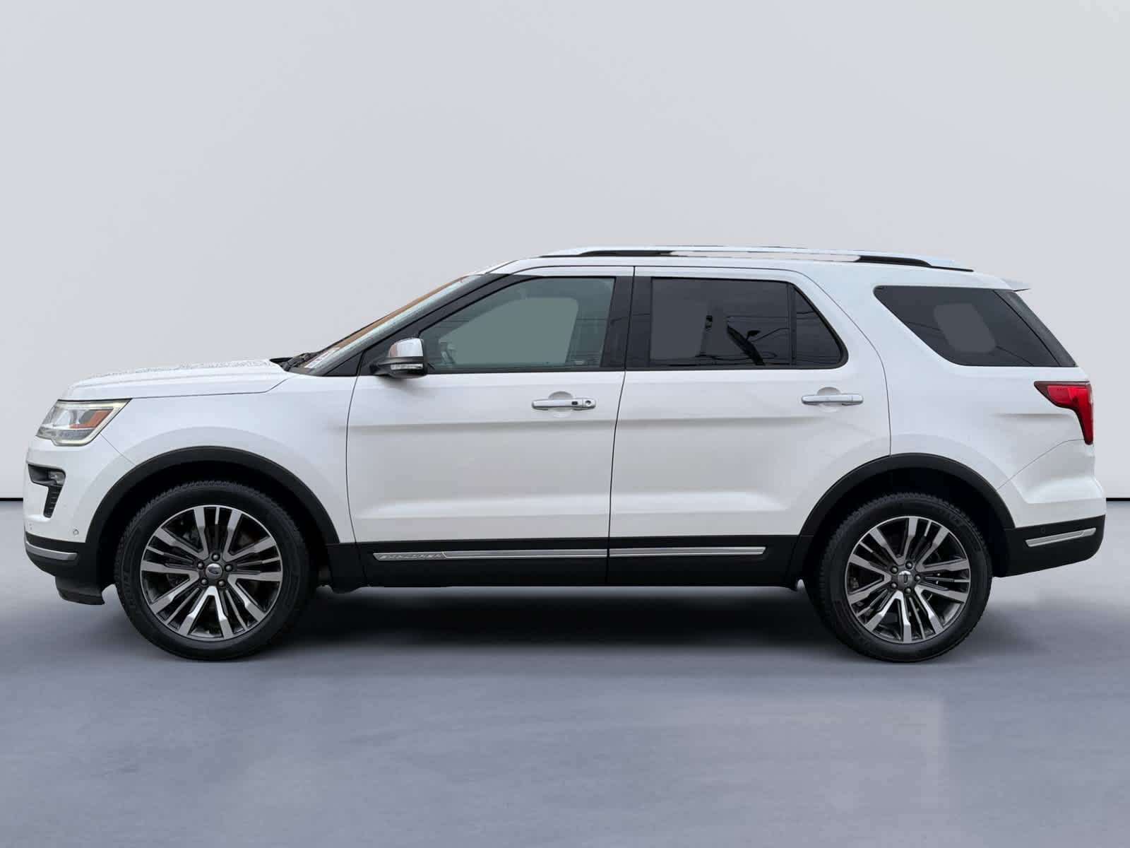 2018 Ford Explorer Platinum photo 4