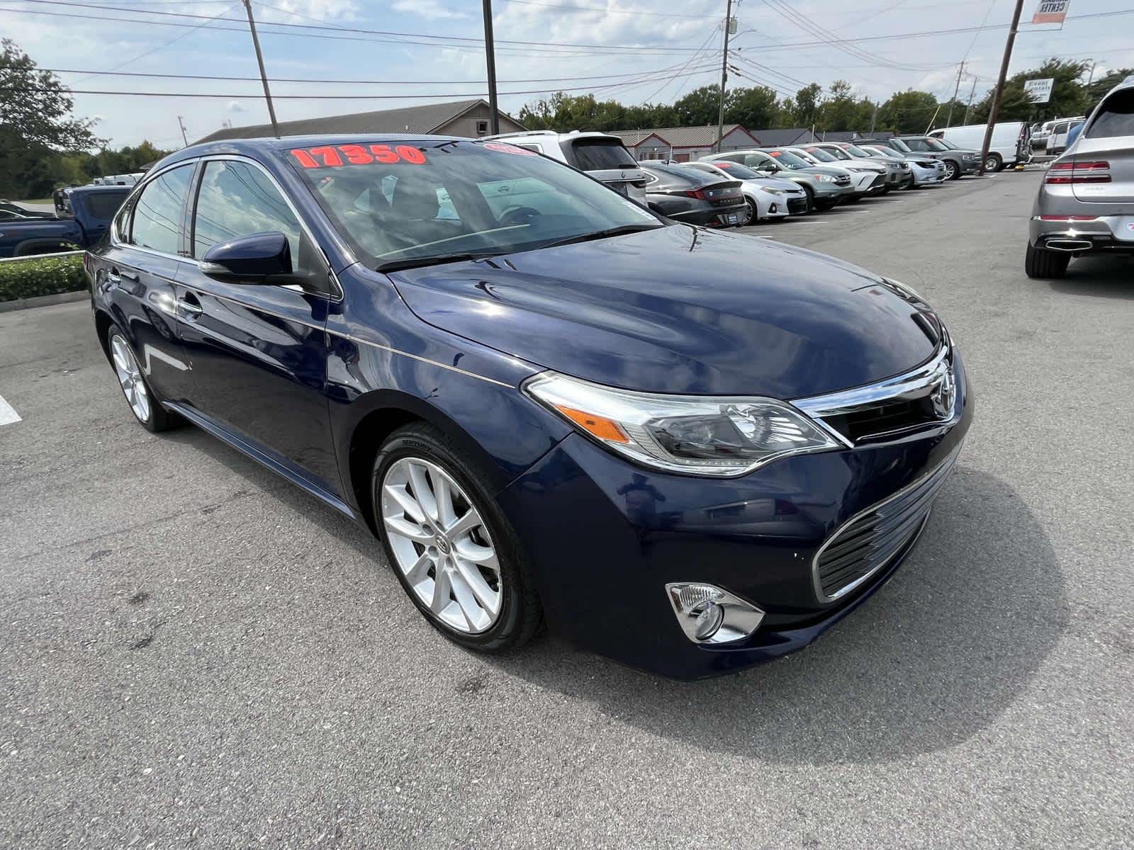 Used 2013 Toyota Avalon XLE with VIN 4T1BK1EB8DU064056 for sale in Knoxville, TN