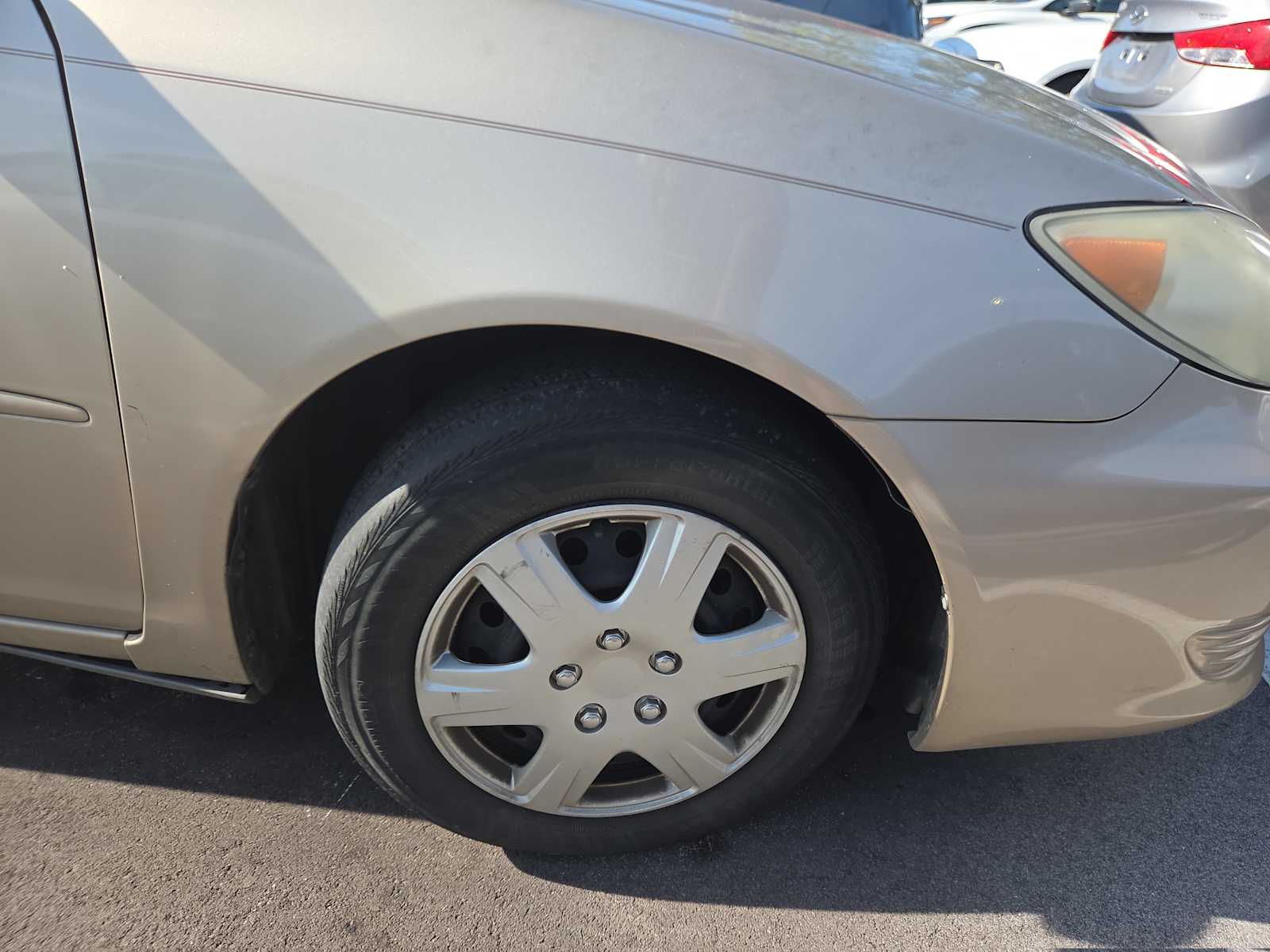 2006 Toyota Camry LE photo 2