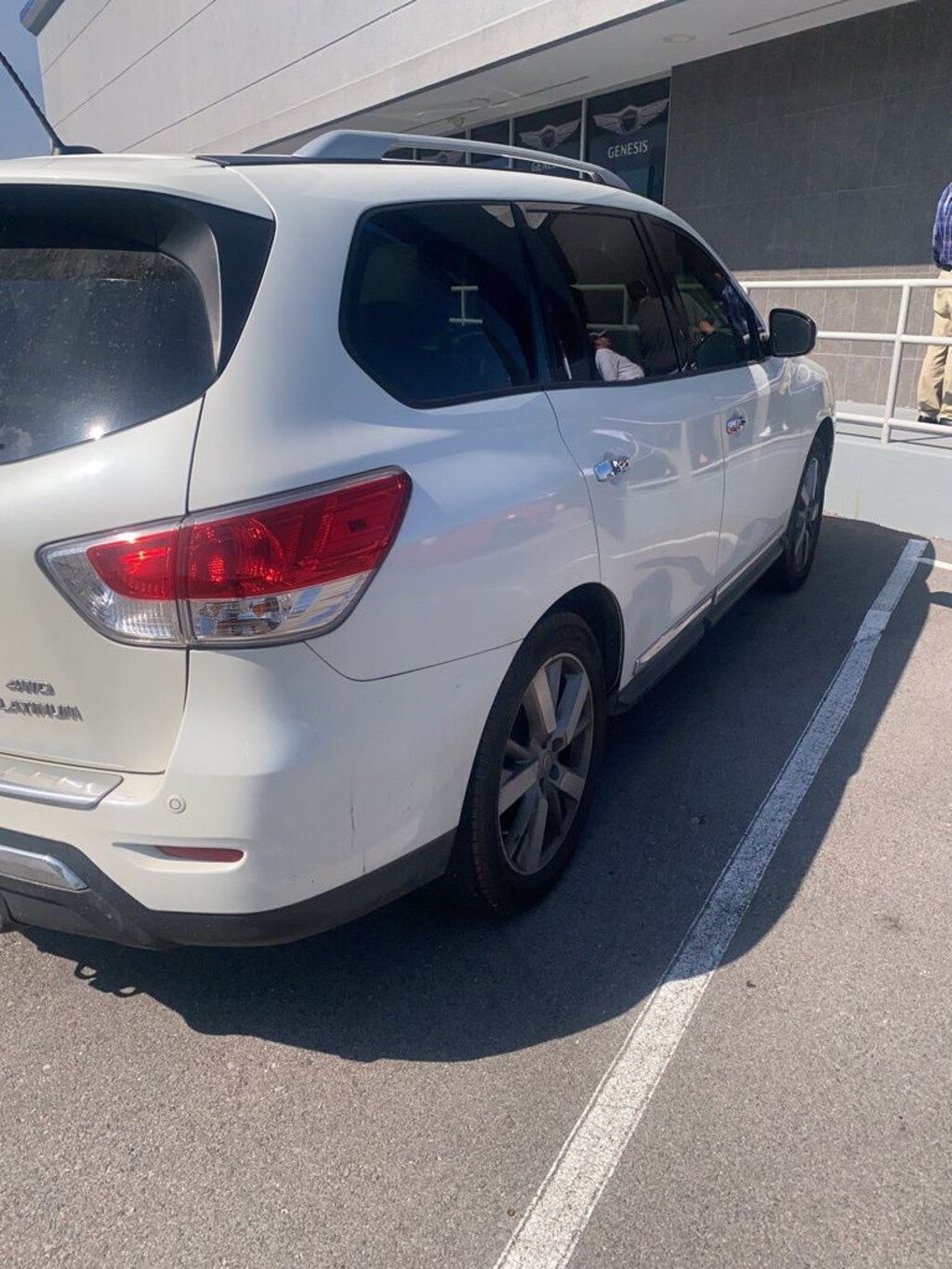 Used 2016 Nissan Pathfinder Platinum SUV