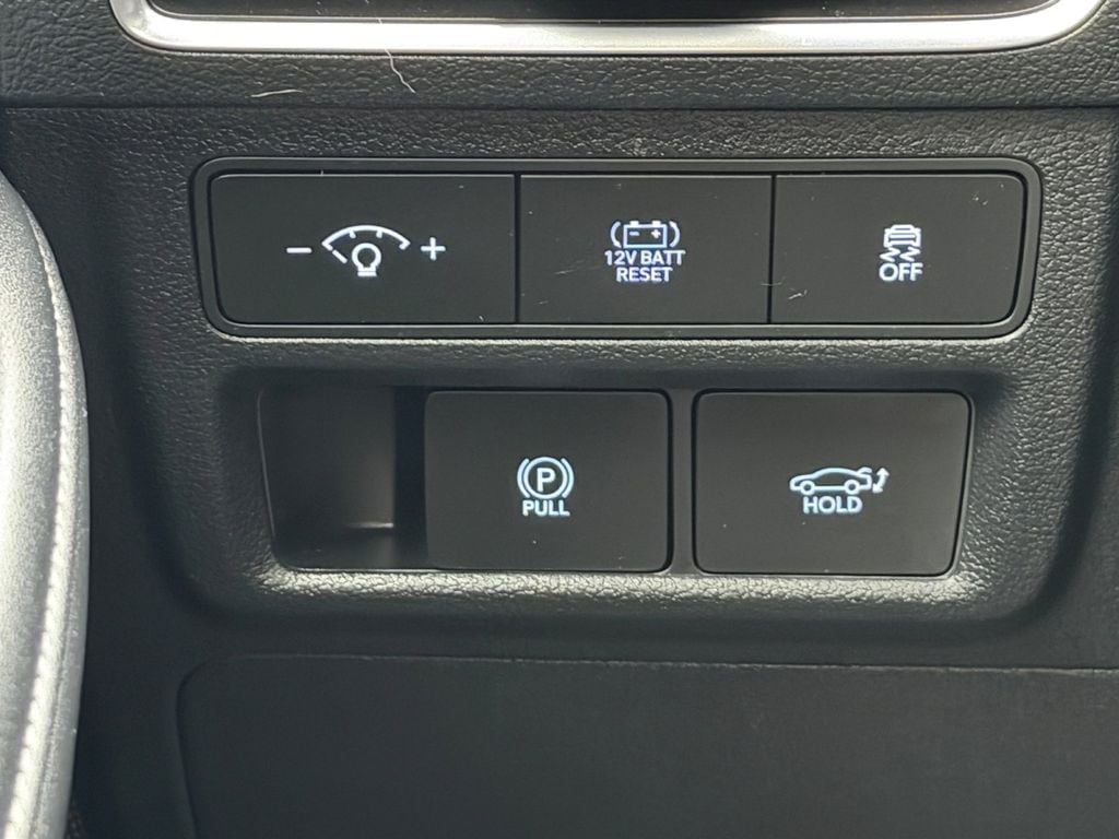 2025 Hyundai Sonata Hybrid Limited - Photo 17