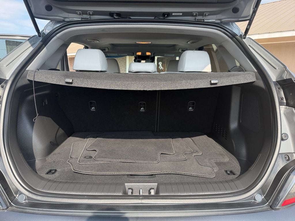 2023 Hyundai Kona Limited - Photo 15