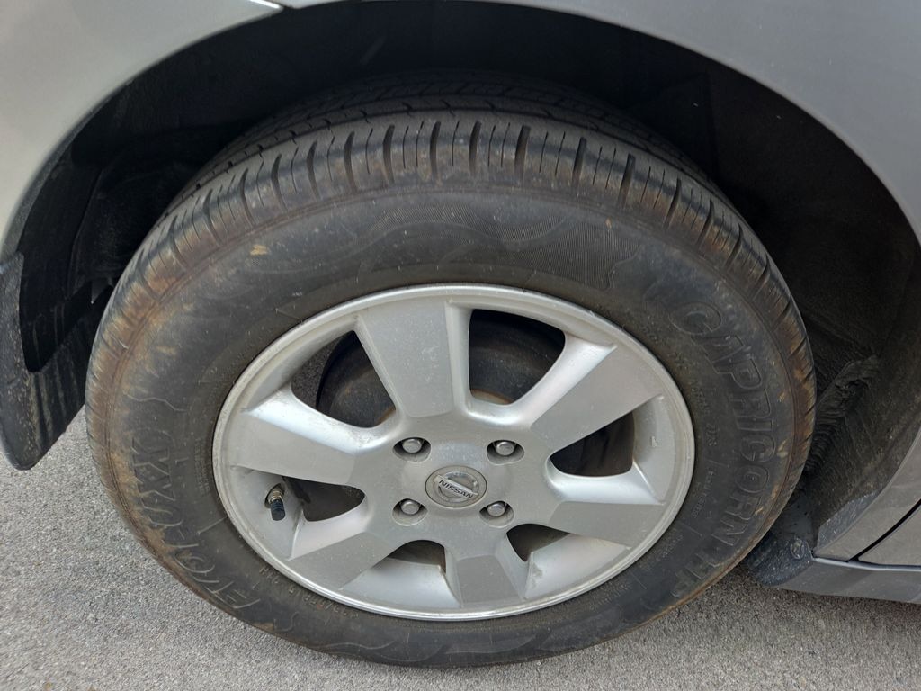 Used 2009 Nissan Versa 1.8 S Hatchback