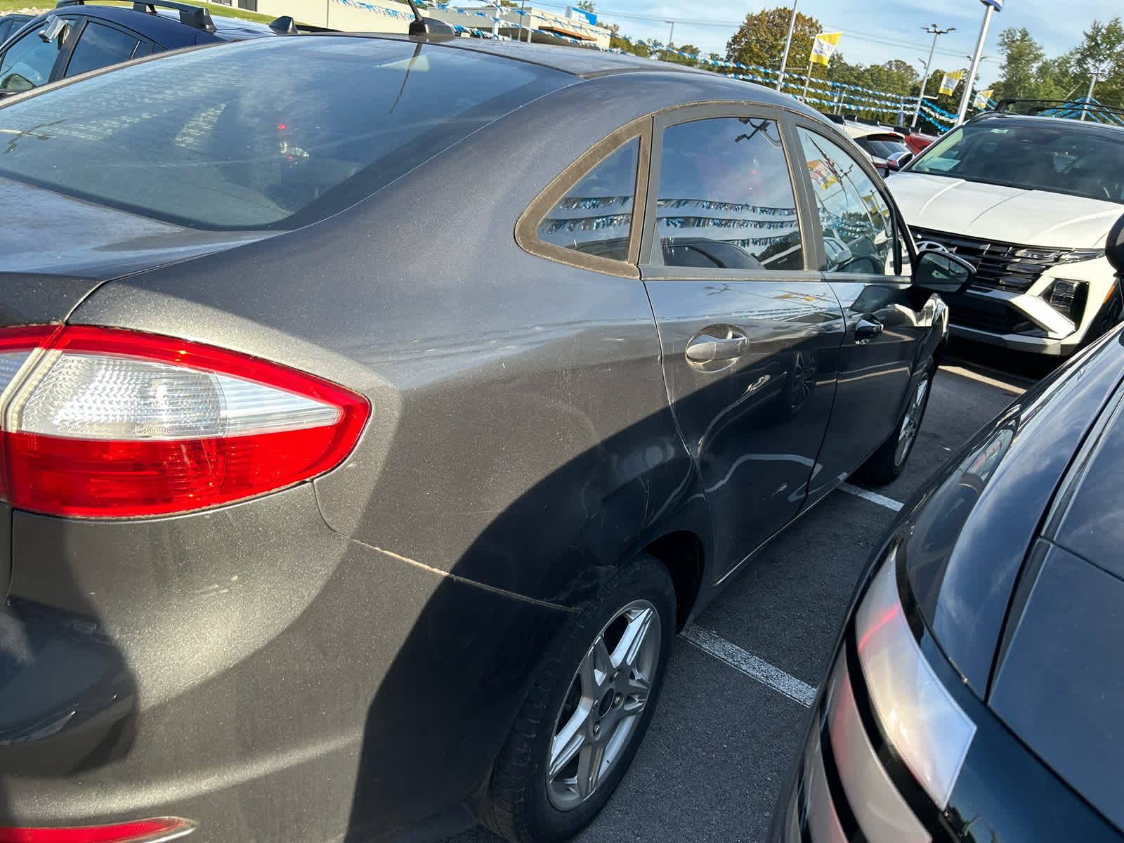 2018 Ford Fiesta SE photo 3