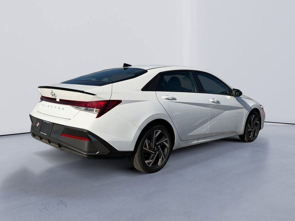 Used 2025 Hyundai Elantra SEL Sport Sedan