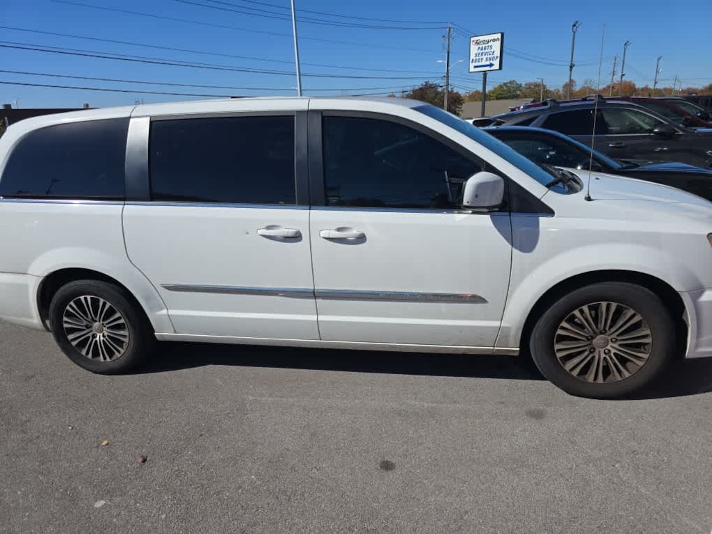Used 2013 Chrysler Town & Country S Van LWB Passenger Van