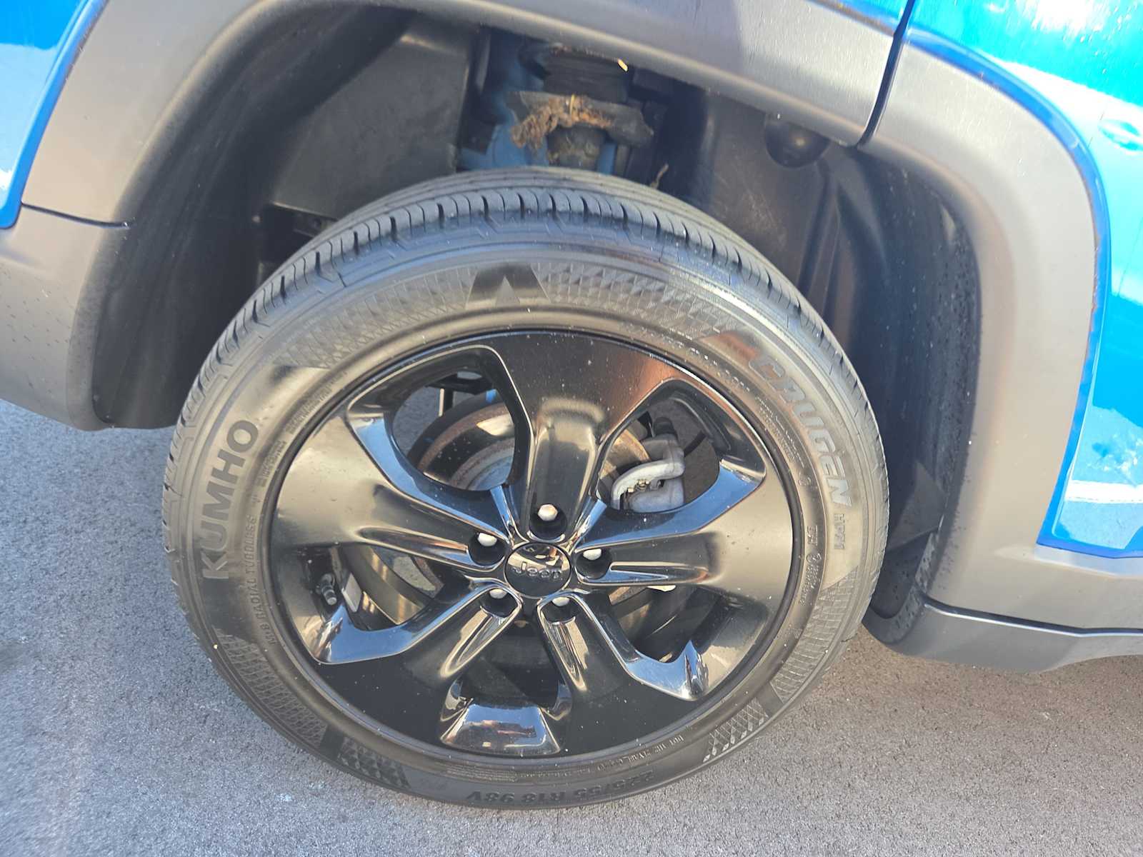 2019 Jeep Compass North Edition Latitude photo 3