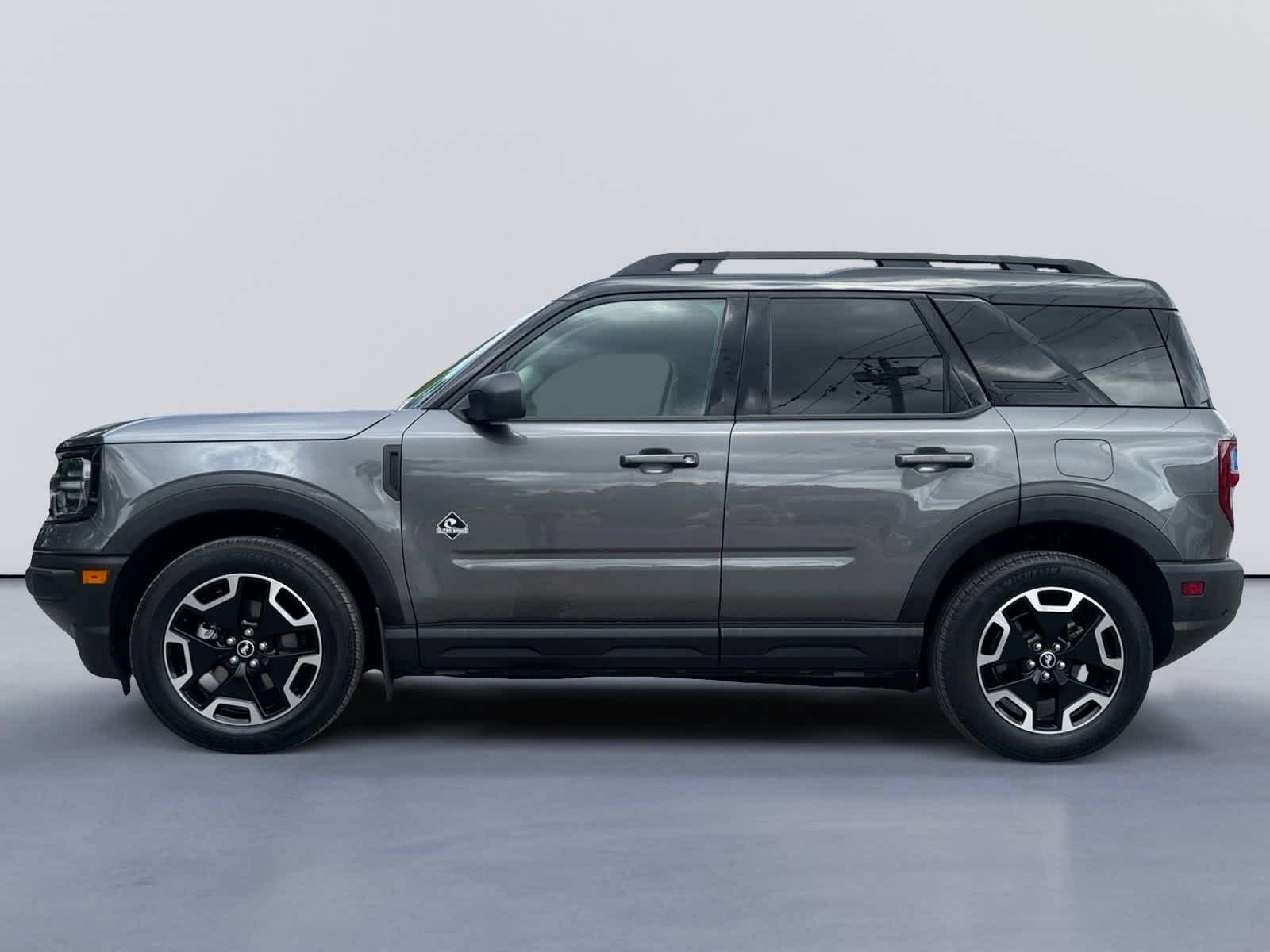 2023 Ford Bronco Sport Outer Banks photo 3