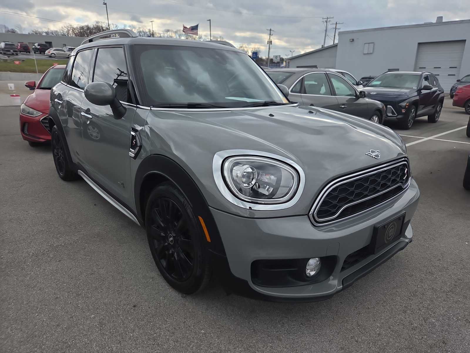 2019 MINI Countryman S's photo