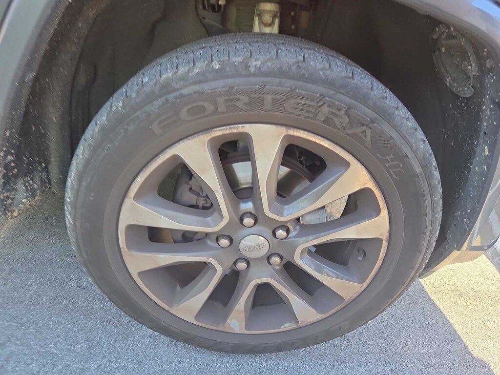 Used 2017 Jeep Grand Cherokee Overland SUV