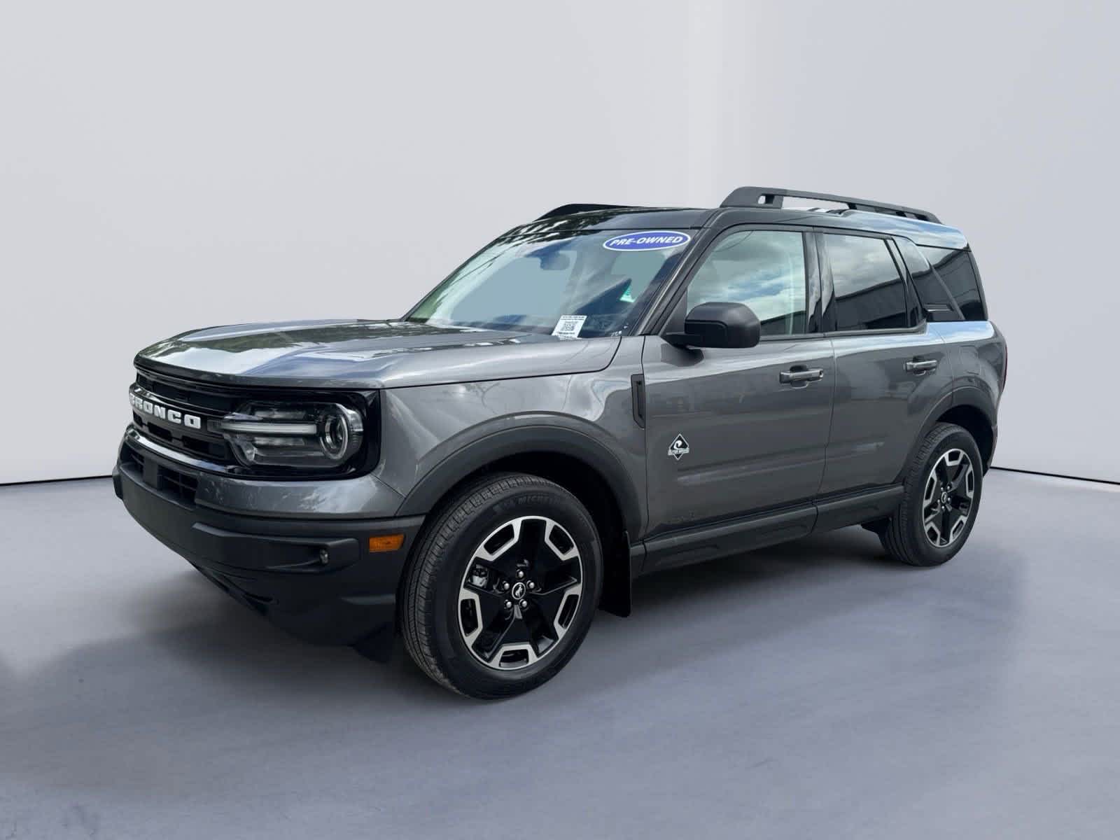 2023 Ford Bronco Sport Outer Banks photo 2