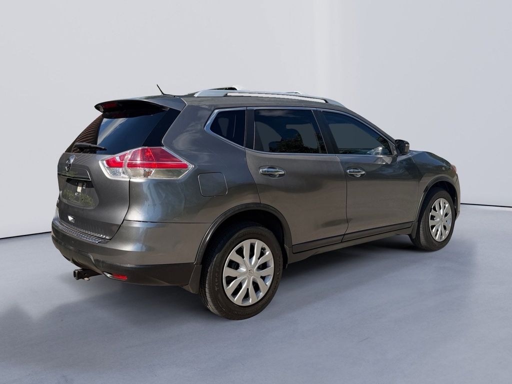 Used 2016 Nissan Rogue S SUV