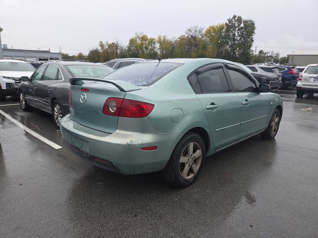 Used 2004 Mazda Mazda3 i Sedan