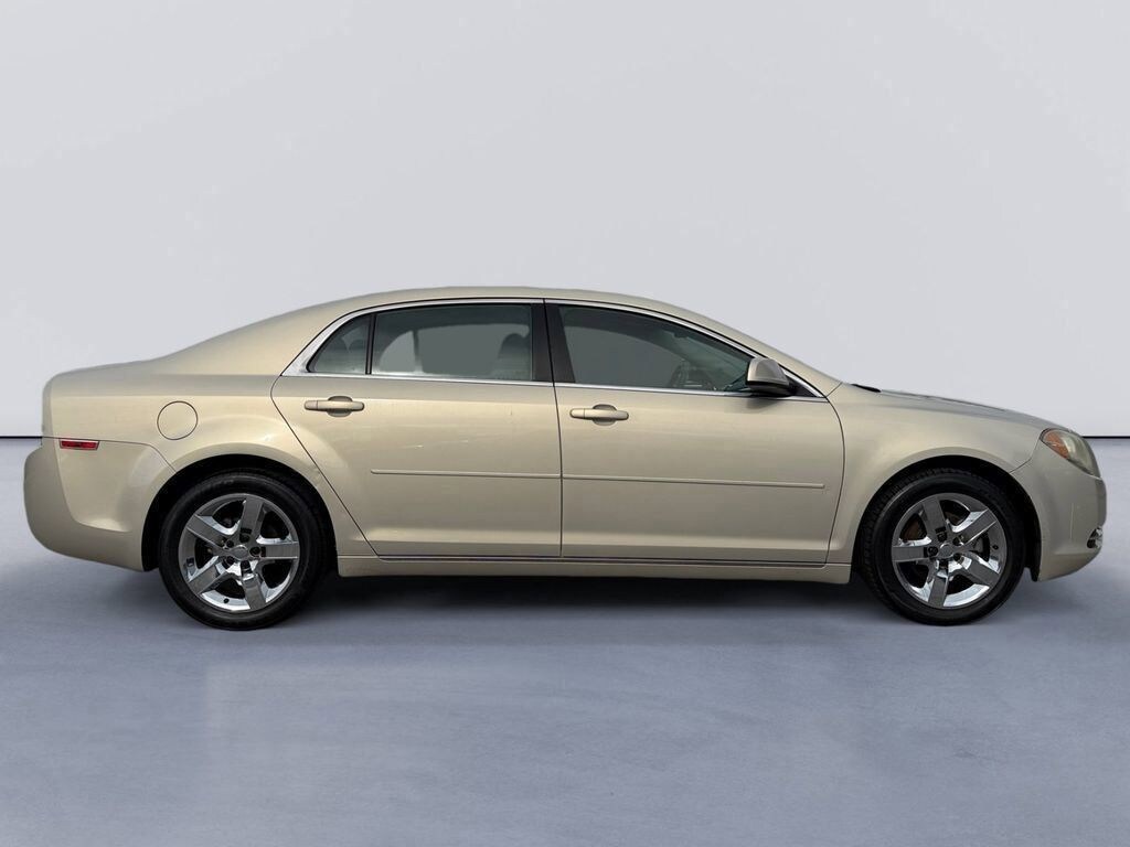Used 2010 Chevrolet Malibu LT Sedan