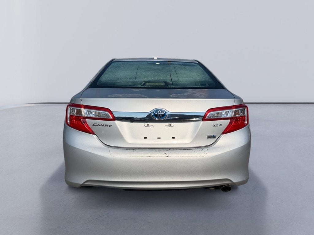 Used 2012 Toyota Camry Hybrid XLE Sedan