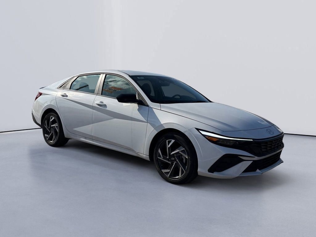 2025 Hyundai Elantra SEL