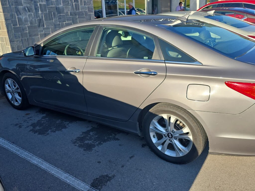 Used 2011 Hyundai Sonata Ltd Pzev Sedan