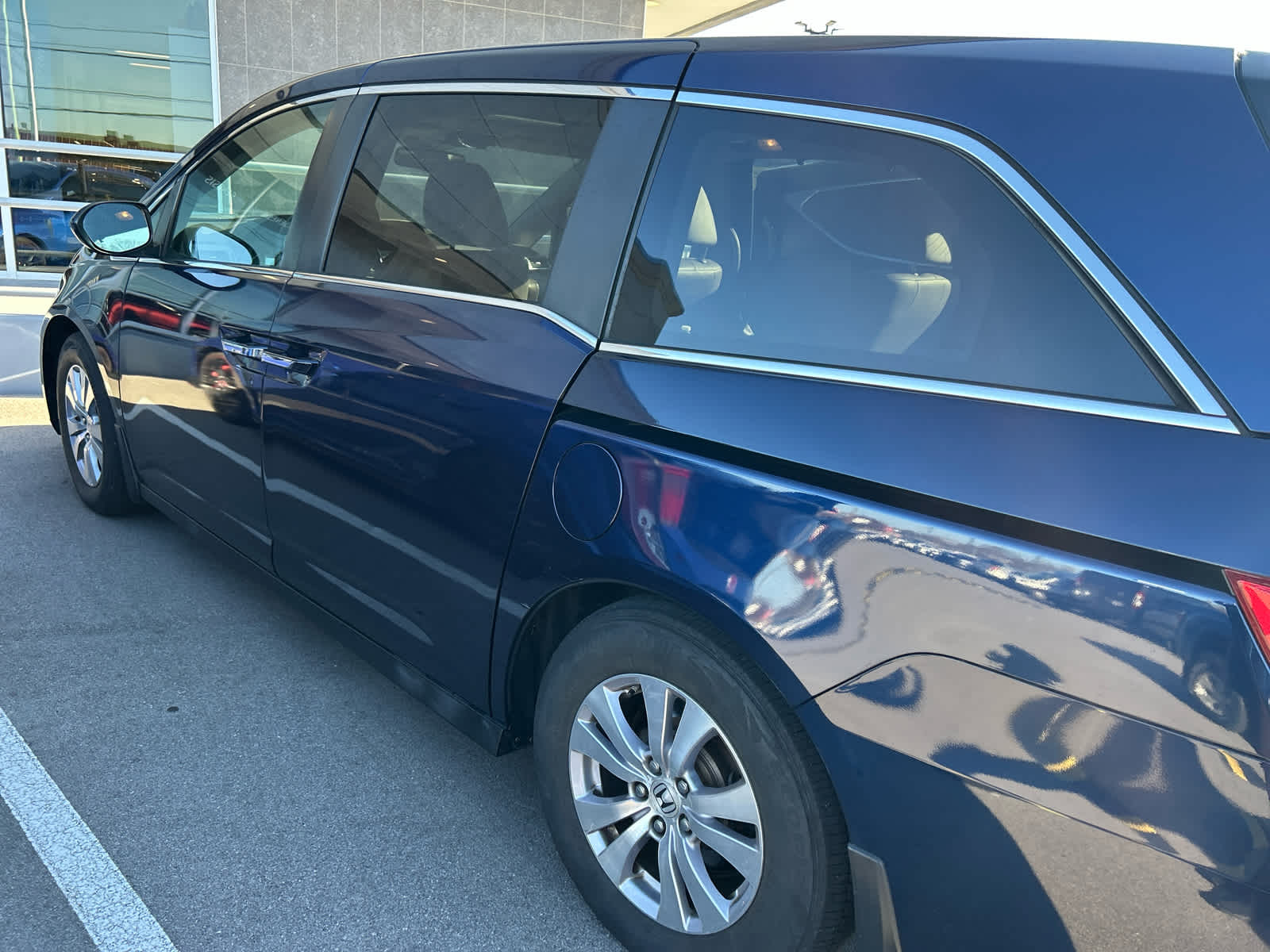 2015 Honda Odyssey EX-L photo 4