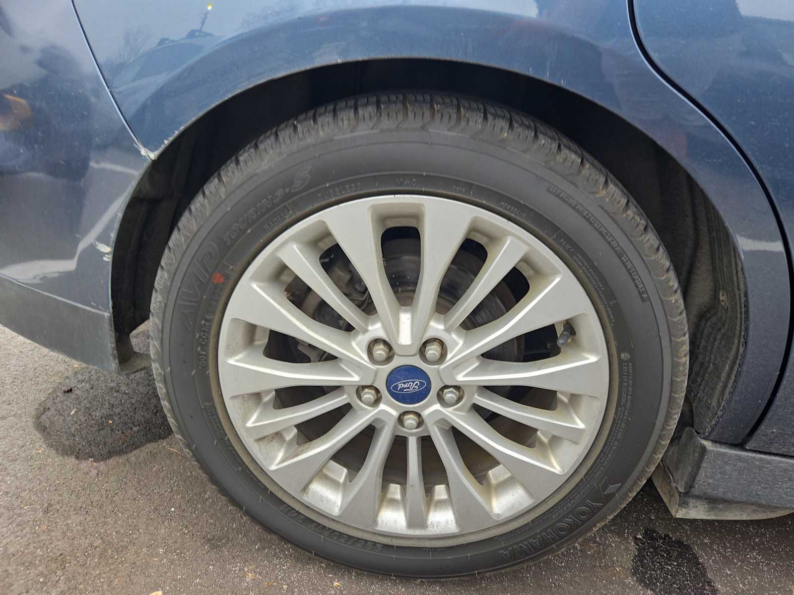 2018 Ford C-Max Hybrid SE photo 3