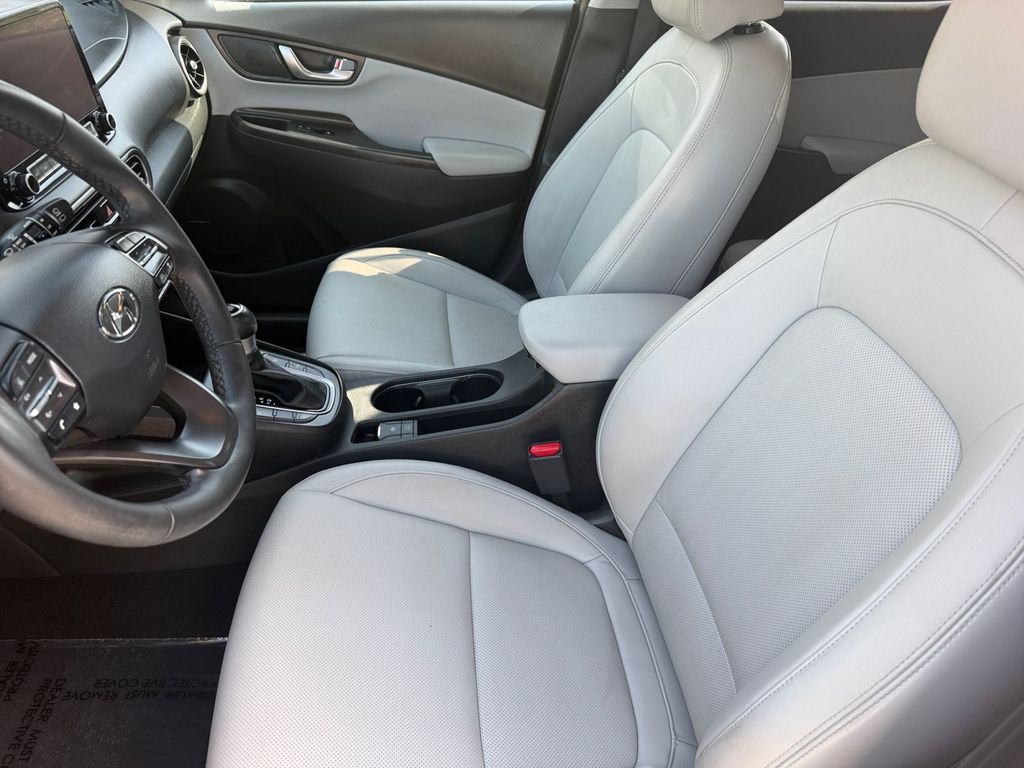 2023 Hyundai Kona Limited - Photo 10