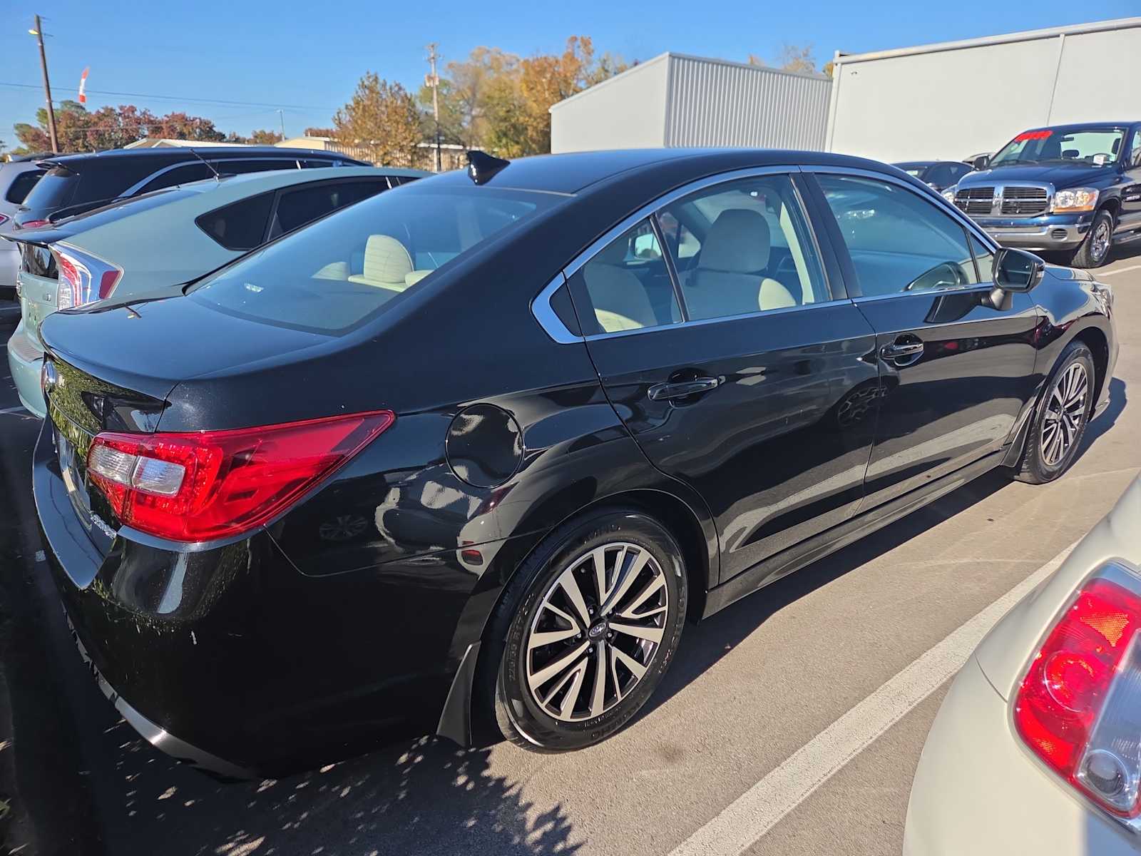 2018 Subaru Legacy 2.5i Premium photo 4