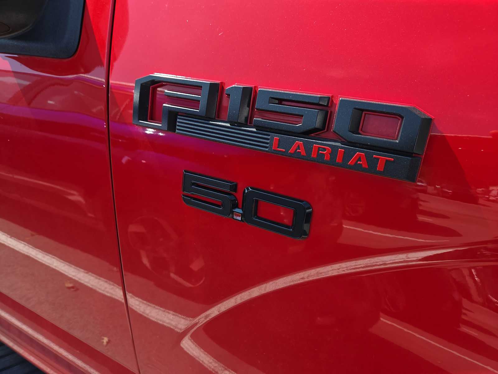 2019 Ford F-150 Lariat photo 3